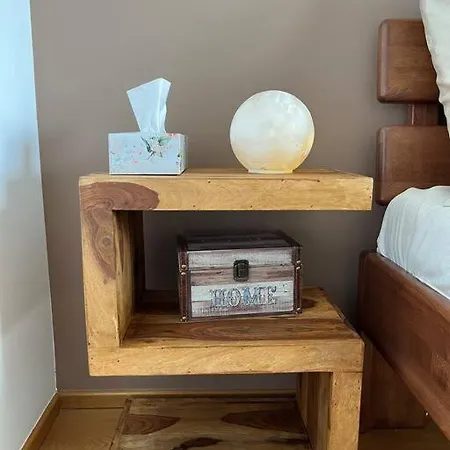 Appartement In Historical Center With Park View